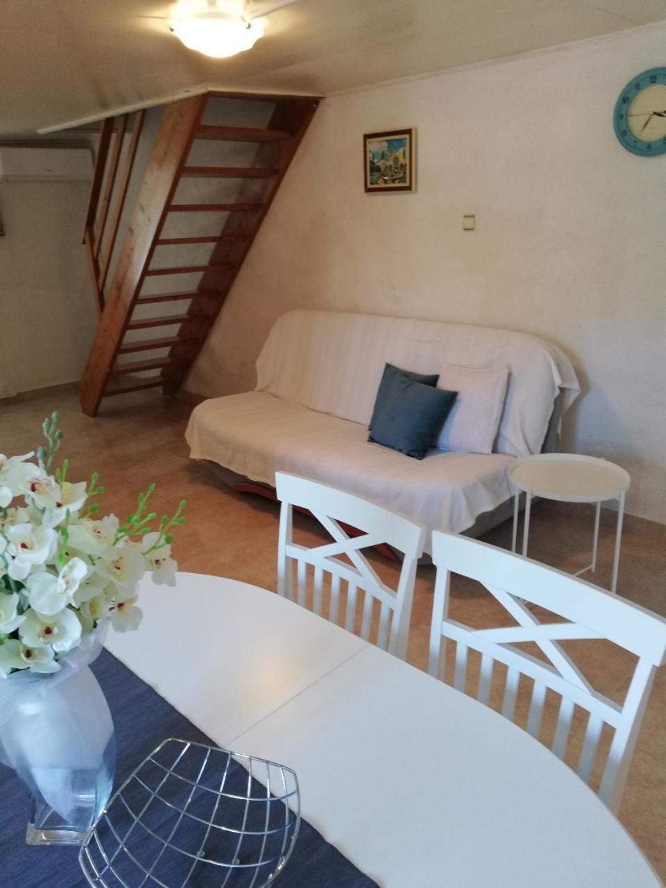 Apartment Surdic Valun Exterior foto