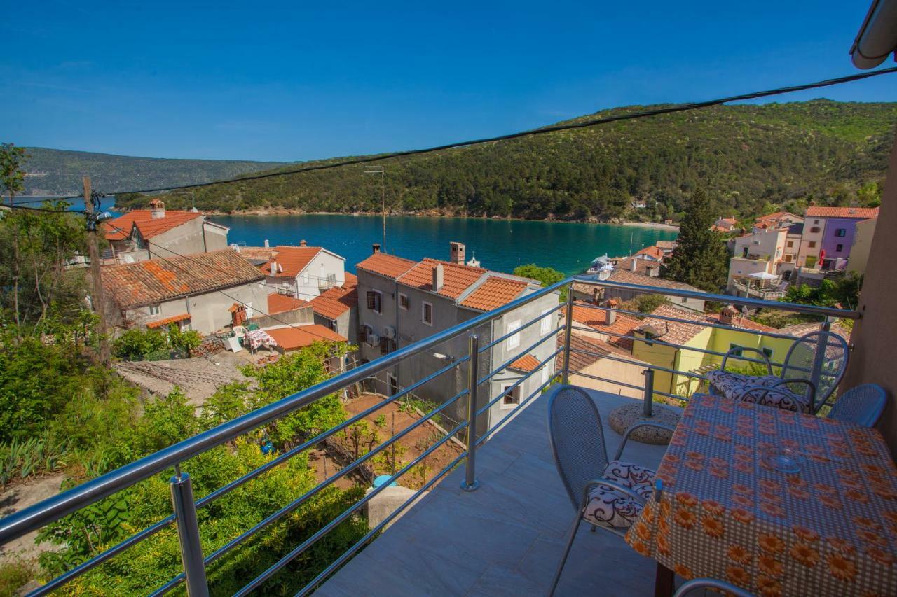 Apartment Surdic Valun Exterior foto
