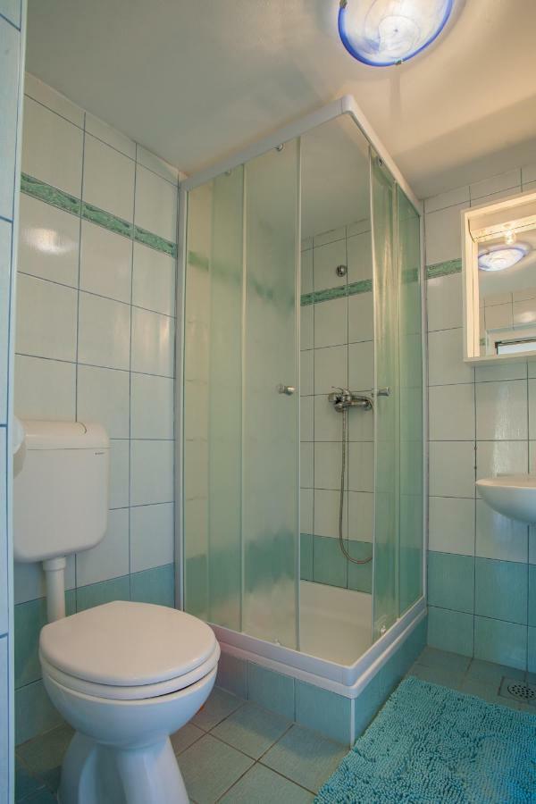 Apartment Surdic Valun Exterior foto